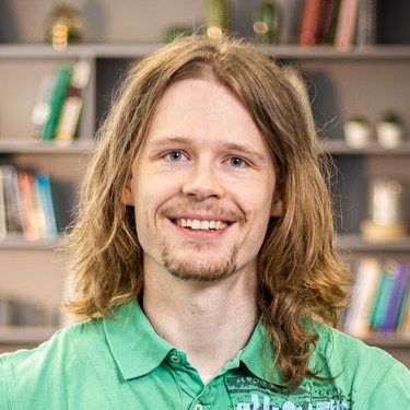 Petr's personal headshot